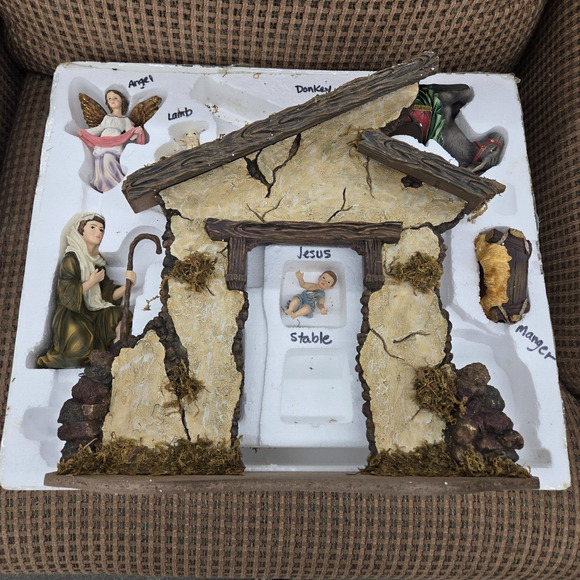 Creche De Noel 13 Piece Nativity Set Kirkland Hand Painted Christmas 915694 S1 - Picture 3 of 16